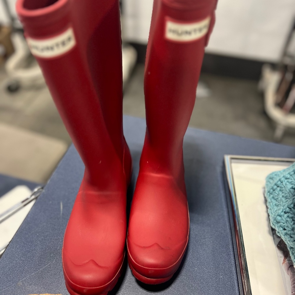 Girls size 5 red Hunter Boots